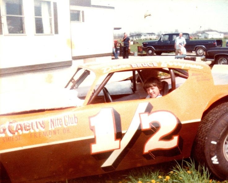 1-2 feaction car.jpg