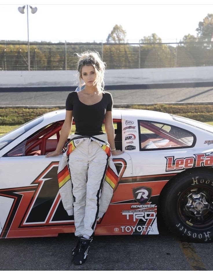 10 Hawt Faulk car 53.jpg