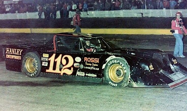 112 Gary Balough pit road.jpg