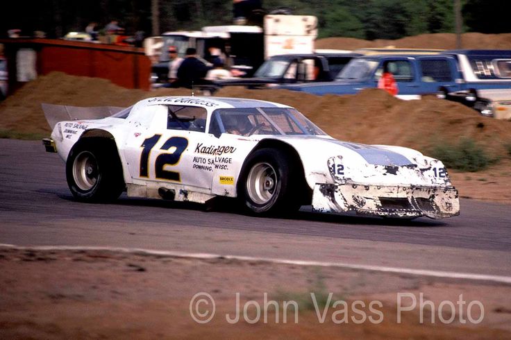 12 Camaro White RC.jpg