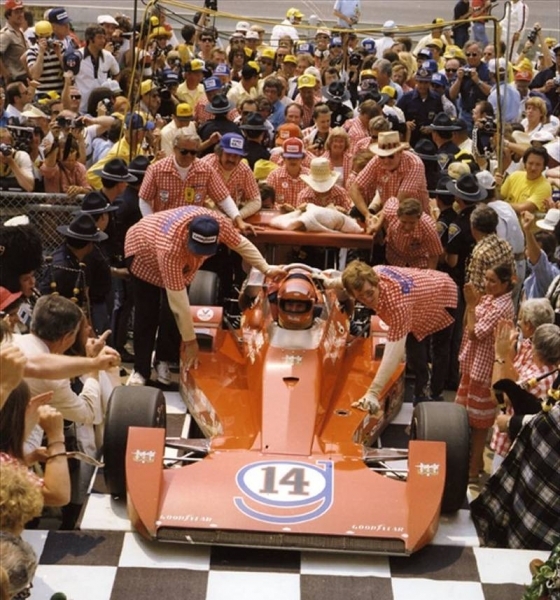 14 FOYT 1977 Indy 500.jpg