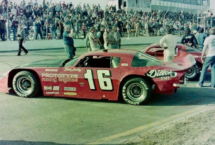 16 Butch Lindley Dillion Camaro 67.jpg