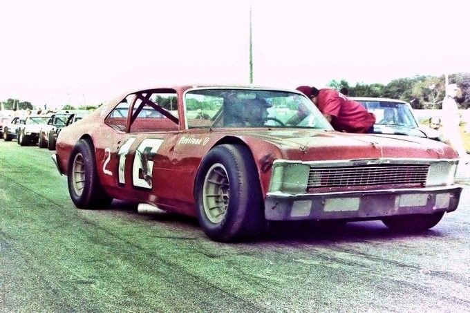 16 Nova Starting Grid .jpg