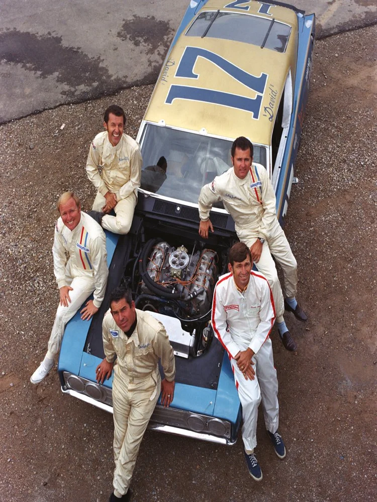 17 Holman-Moody Ford.webp