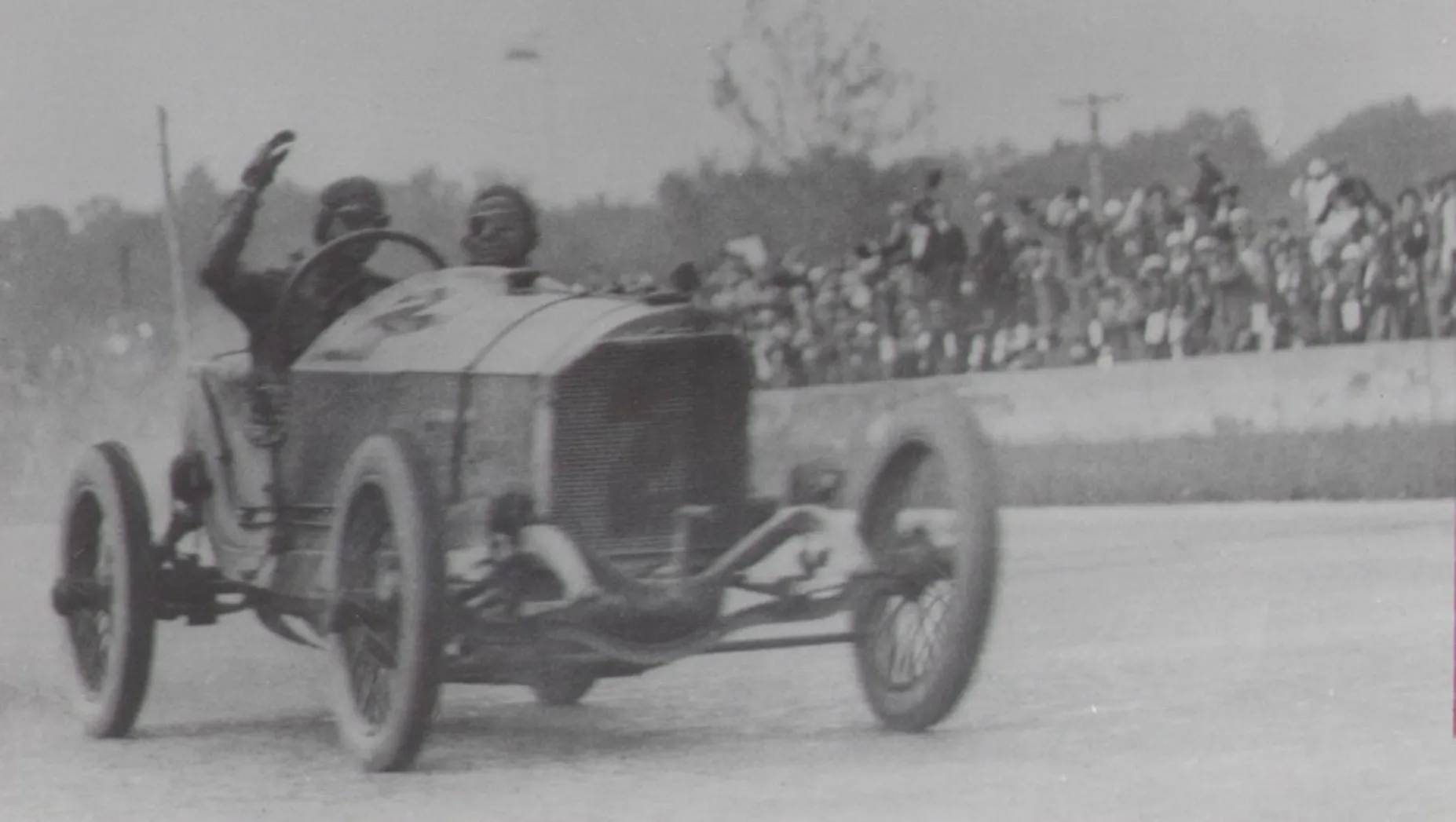 2 Ralph DePalma Mercedes wins 1915 Indy 500 1.webp