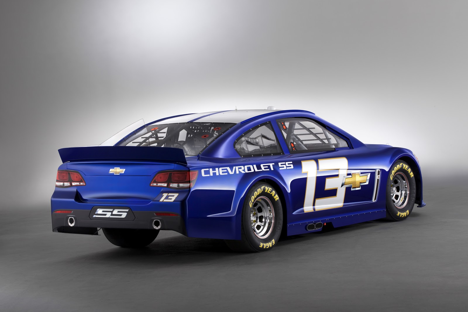 2013-NASCAR-Chevrolet-SS-003.jpg
