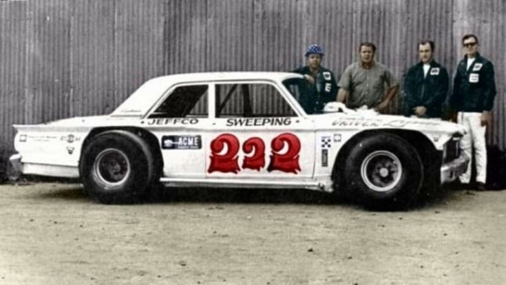 222 Leon Archer Fairlaine.jpg