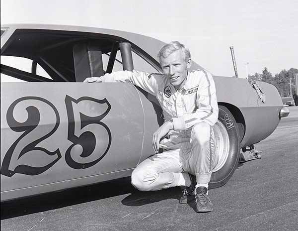 25 Pete-and-the-25.jpg