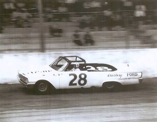 28 Fred Top cage-20.jpg