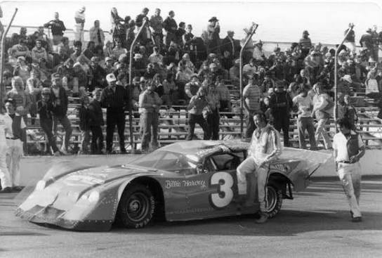 31 Billy Harvey-8.jpg