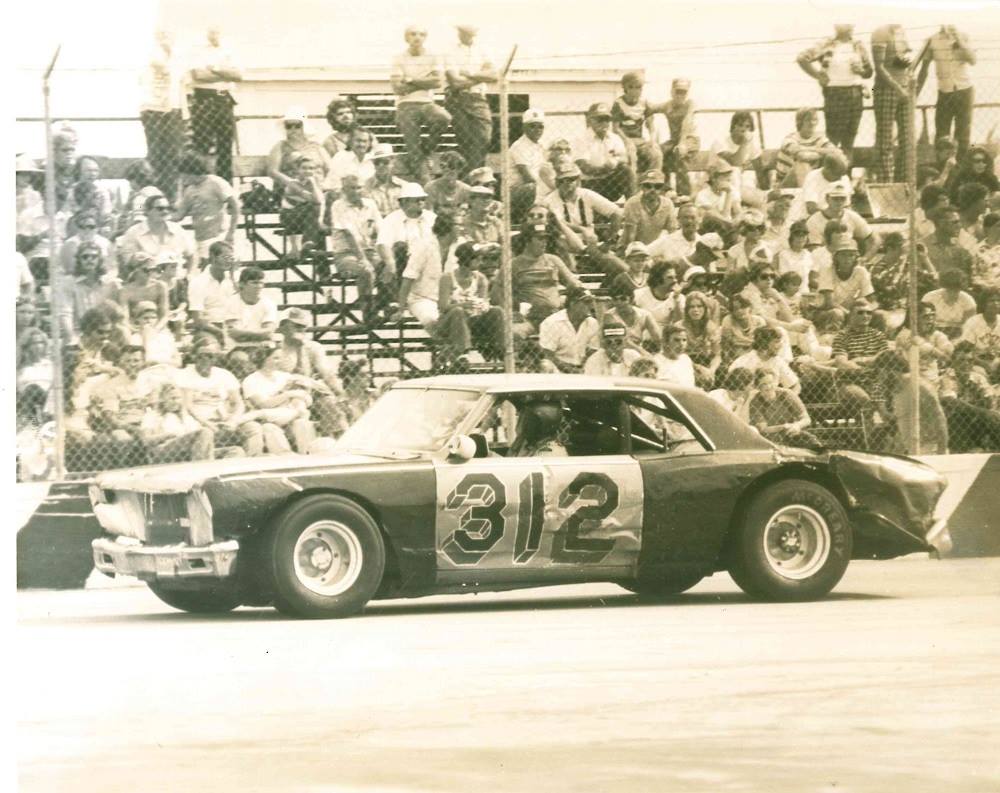 312 LouWhite312DanaBarlow.jpg