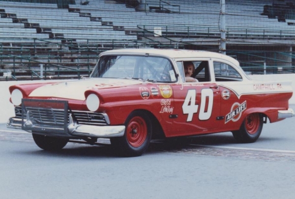 40 1957_Ford_Fairlane_NASCAR_For_Sale_Front_resize.jpg