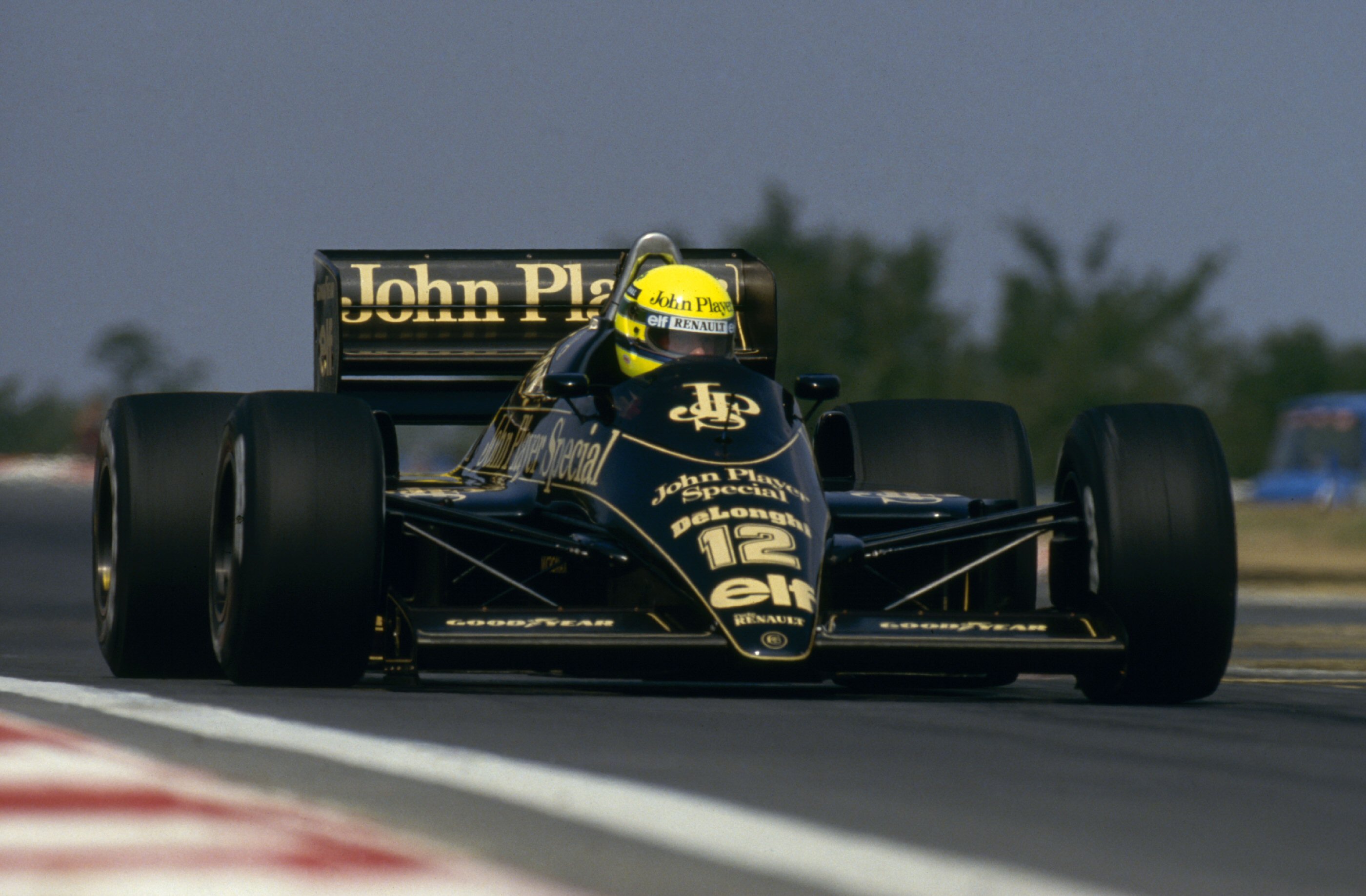 419360-senna_castellet_lotus.jpg