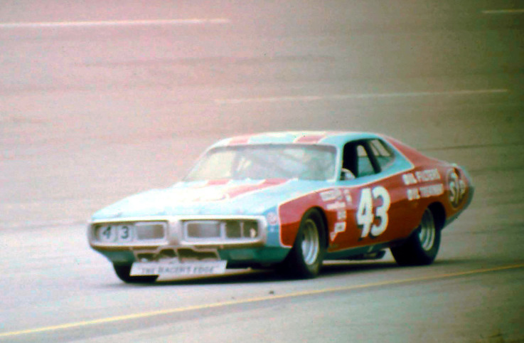 43.RichardPetty1974MotorState400Michigan.jpg