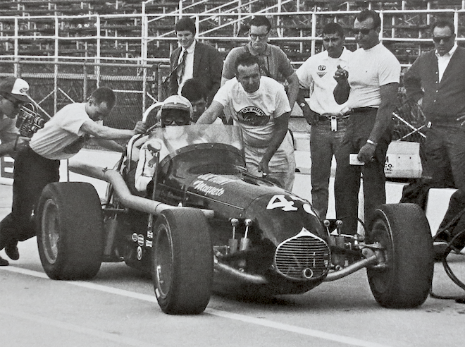 47 gary bettenhausen 1968 indy-rookie-test-2.png