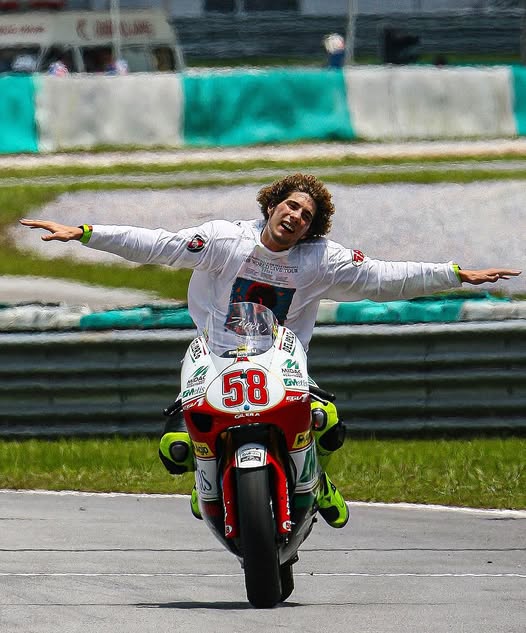 58 Marco Simoncelli.jpg
