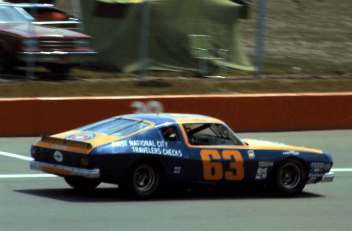 63 ockomaggiacomo1977championsparkplug400michigan.jpg