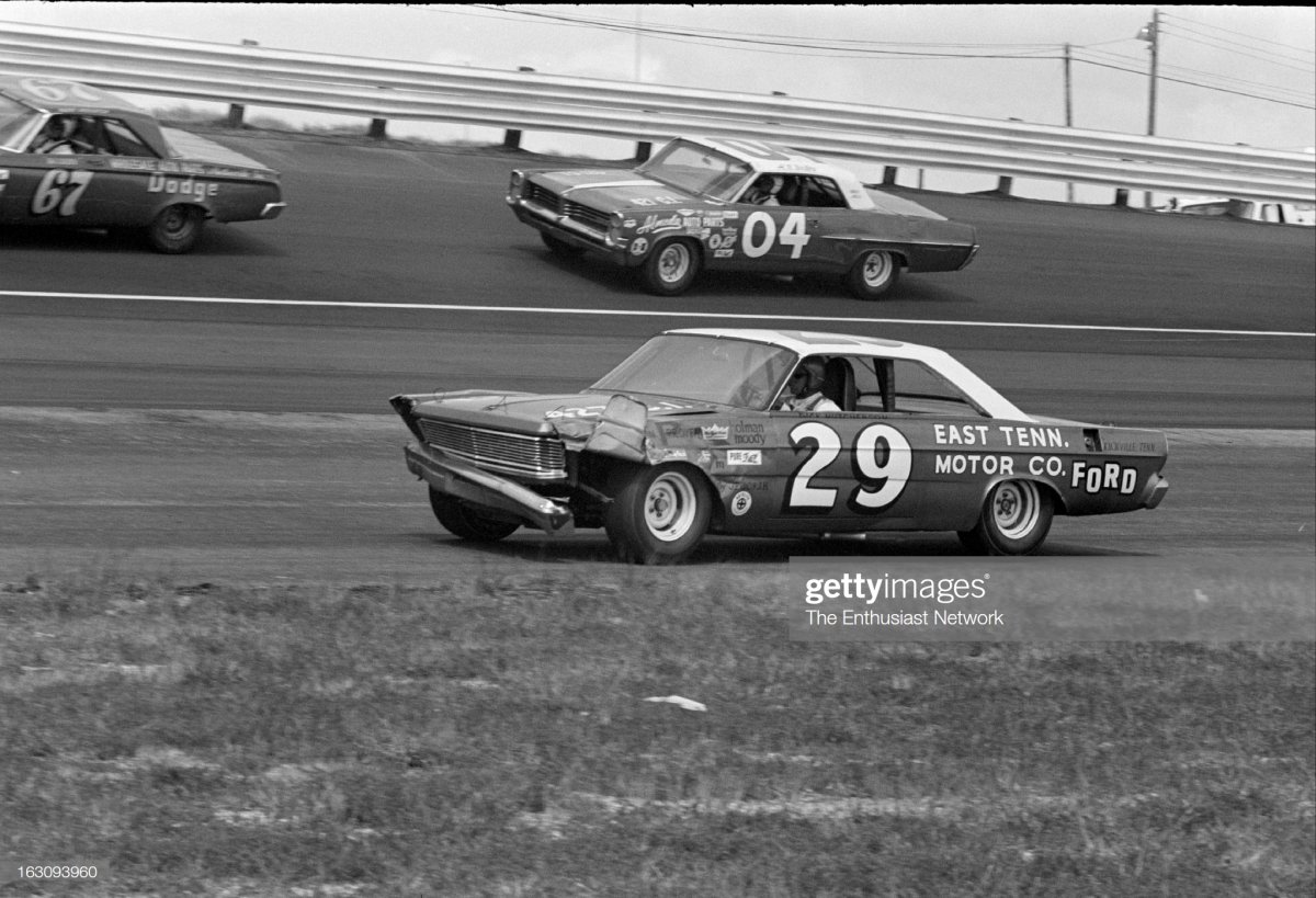 67 71 1965 NASCAR Darlington Southern 500 Stock Car Race.jpg