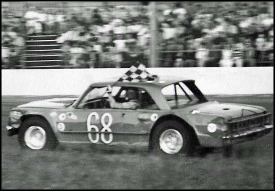 68 Ray-Gullison-68-takes-the-win-at-Pinecrest-Speedway.jpg