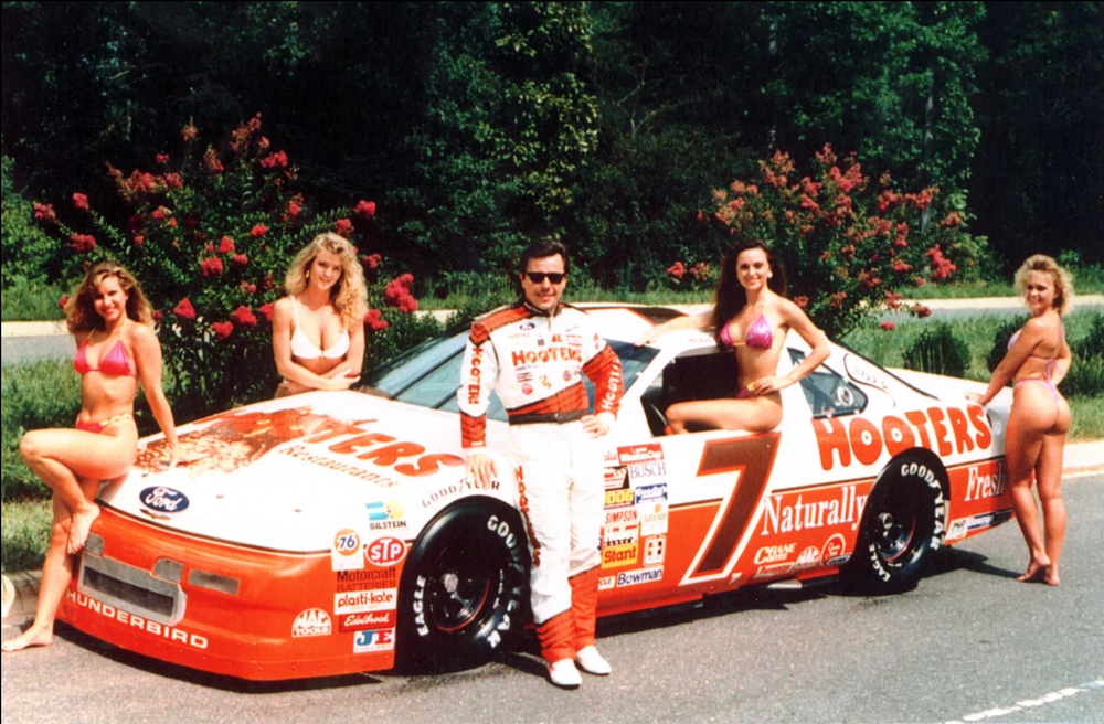 7 Alan kulwicki_Hooters Girls.webp