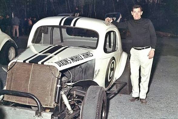 8 strped coupe 14.jpg