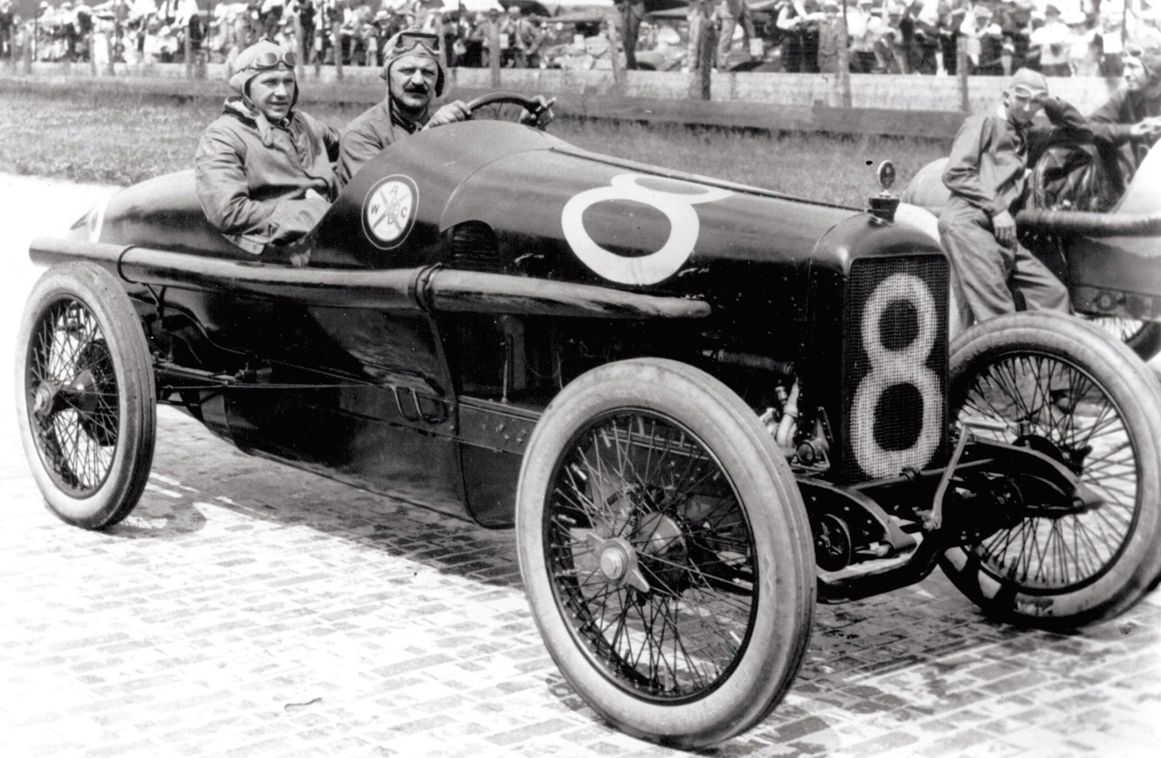 8A - Indy Car.jpg