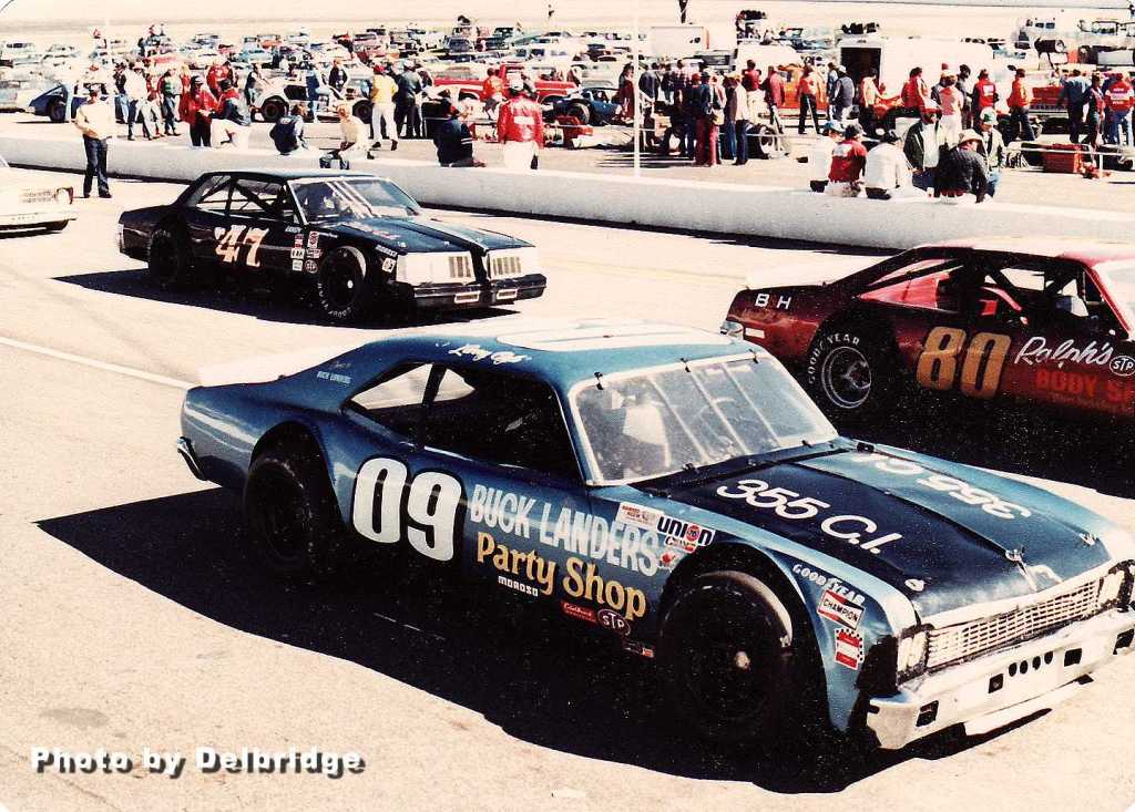 AutoroundyMartinsville1980LateModelSportsman090021a.jpeg