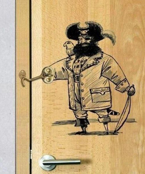 Funny-Pictures-Pirate-lock.jpg