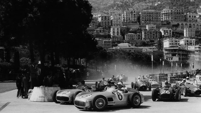 Juan-Manuel-Fangio-1955-Monaco-Grand-Prix.jpeg