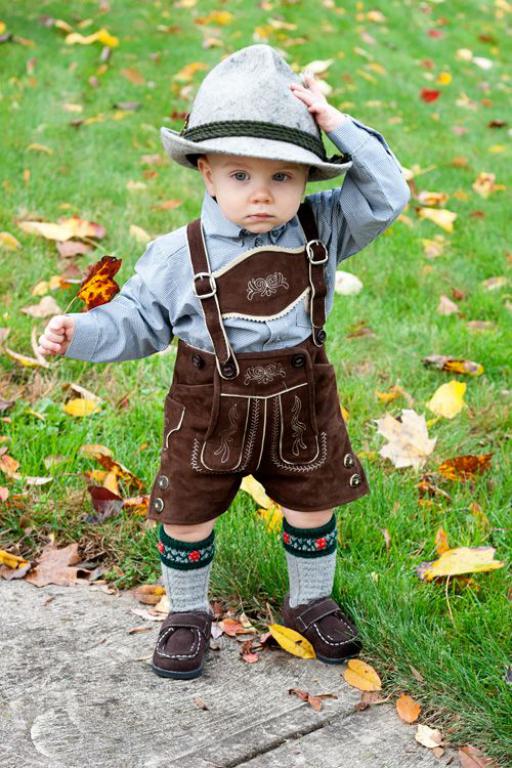 mini_lederhosen.jpg