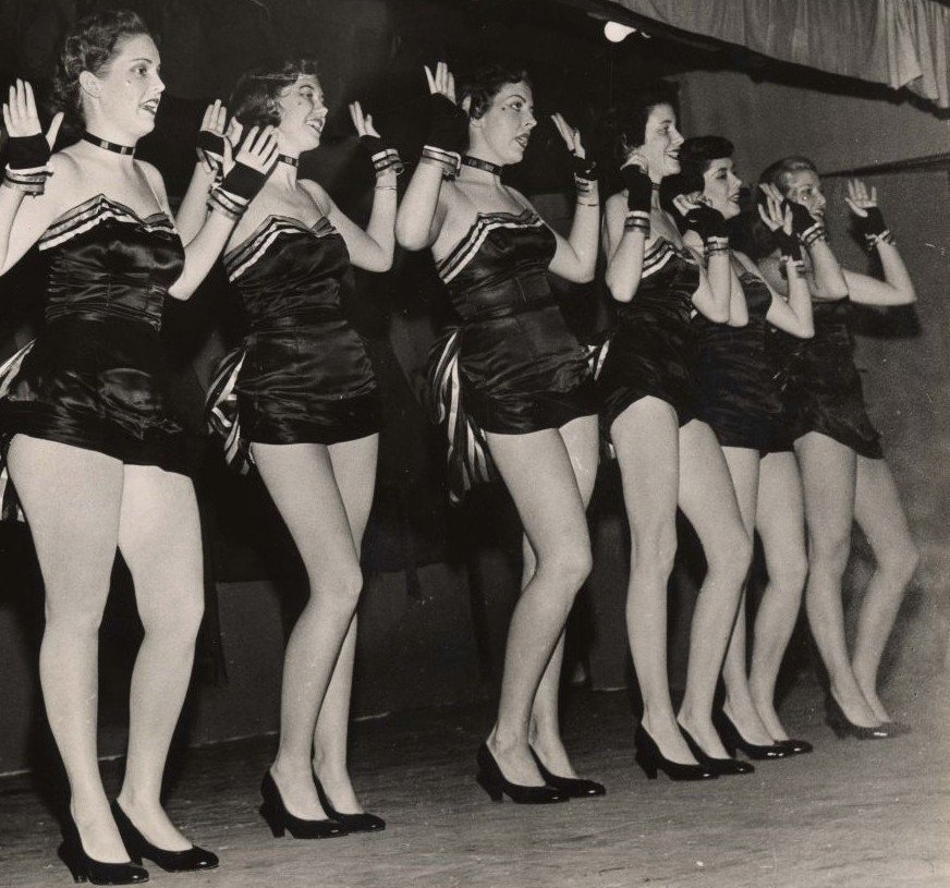 Mt. Pilot Fun Girls on stage.jpg