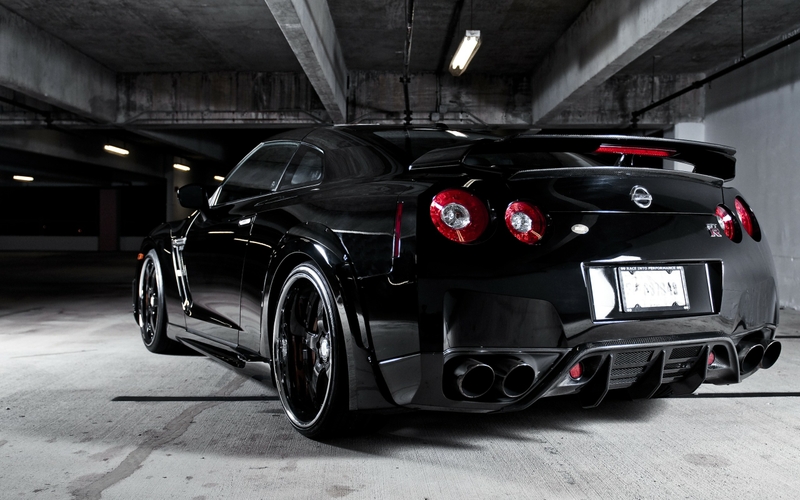 nissan-gtr-2014-black-edition-wallpaper.jpg