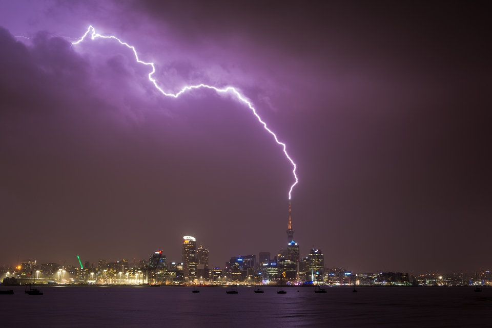 Skytower lightning strike.jpg