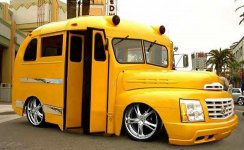 gettoschoolbus.JPG
