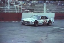 32 Dale Jarret BGN nova.jpg