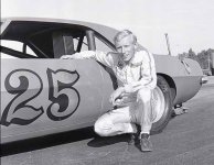 25 Pete-and-the-25.jpg