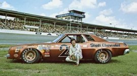 24 Cecil Gordan Daytona.jpg