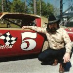 5 Mike Duval w mustanf.jpg